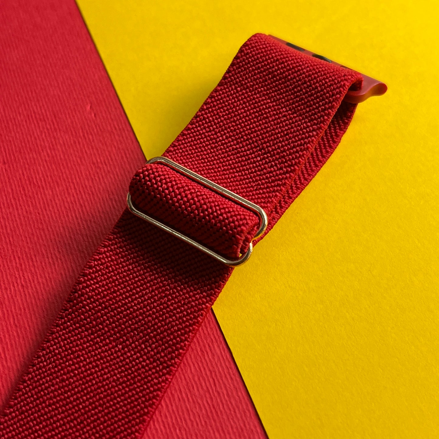 Stretch Mesh Buckled Loops