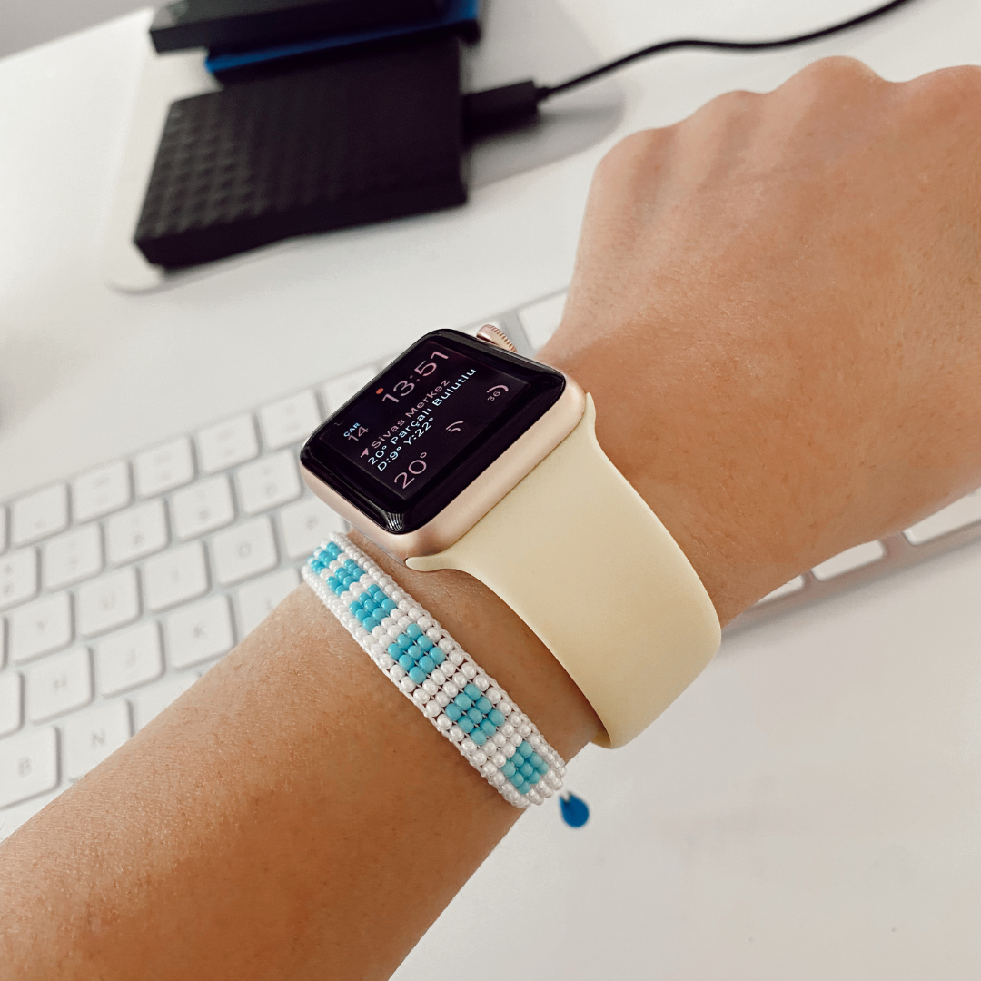 Accessorize Your Apple Watch: Creative Ways to Style Your Bands